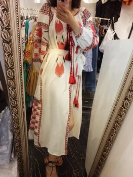 BOHO INSPIRAT Ucraina populare femei model rochie broderie ciucuri alb cu maneci lungi V-neck Vestidos lenjerie de toamna maxi rochie