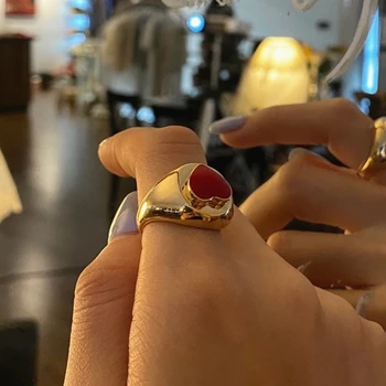 HUANZHI 2020 Nou la Modă Retro în formă de Inimă Roșie Glazura Email Inel de Culoare de Aur Inele Metalice pentru Femei Delicate Partid Cadouri Bijuterii