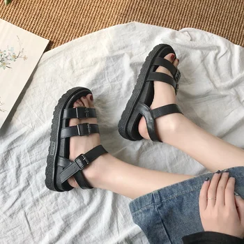De Vară 2020 Femei Pantofi De Piele Negru Plat Sandale De Plaja Doamnelor Moda Romi Plat Solid Peep Toe Sandale Pantofi Casual Sandales