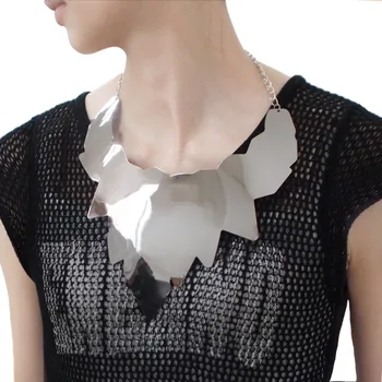 MANILAI suprafata Lucioasa Aliaj Coliere Declarație Femei Steampunk Mare Frunze de Design de Guler Cravată Colier Moda Bijuterii