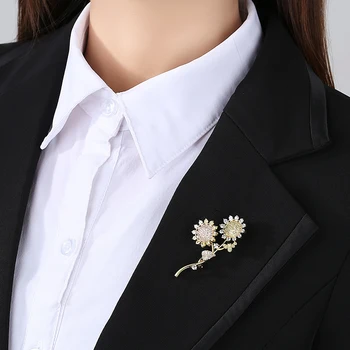 LUOTEEMI Noi de Floarea-soarelui pentru Femei Broșe Bijuterii de Moda Broșă Pin Moda Rochie Haina Accesorii Drăguț Bijuterii Cadouri de Craciun