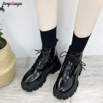 2021 toamna noua versiunea coreeană de sălbăticie cu talpi groase locomotiva cizme ins stradă fotografiere cizme Martin tub scurt de pantofi pentru femei