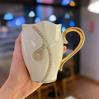 OUSSIRRO Crăciun Noutate Creative Ceramice Cana In Cutie de Cadou Cafea/Lapte Cani Cu Capac Lingura Oferi Iubitului Un Cadou de Ziua