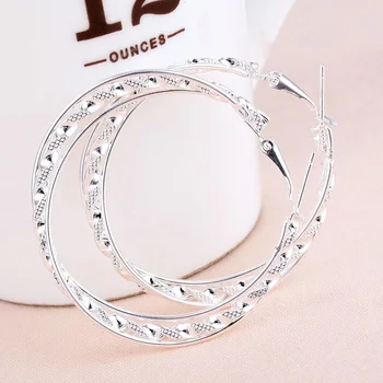 De Moda De Argint De Culoare Rotund Hoop Cercei Pentru Femei Cerc Mare Hoop Cercel Răsucite Boho Geometrice Cercei Bijuterii Din Metale