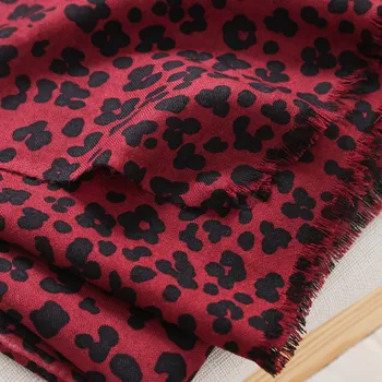 KMS Clasic de vin roșu leopard eșarfă imprimate pură lână șal dual-utilizarea subțire pentru femei 70*200/100G