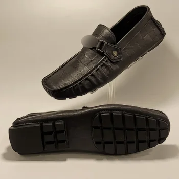 Primavara-Vara Mocasini Barbati Plat Confortabil Pantofi Casual Respirabil Slip-On Mocasini din Piele Moale Celebrul design de lux