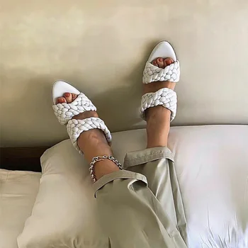 2020 Din Piele Împletite Papuci Cu Toc Femei Sandale Brand De Moda Diapozitive Doamnelor Pantofi De Partid Femeie Catâri Sexy Toc Papuci De Casă