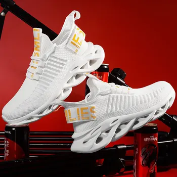 Pantofi de alergare pentru Om 2019 Vara Marca Sport Jogging Încălțăminte în aer Liber Respirabil Usoare Om Ciorap Adidasi Barbati Hot Sell