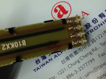 2 BUC/LOT Taiwan ALFA 73MM direct slide centura, drept rod potențiometru, B10KX2, 15MM axa, interior picior, praf flanelă