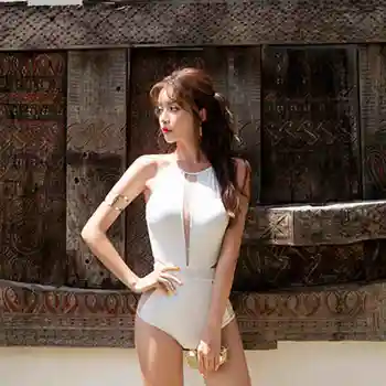 Bikini alb 2020 nou bikini coreean de primăvară fierbinte sexy din dantela cu spatele gol triunghi dintr-o bucata costum de baie feminin