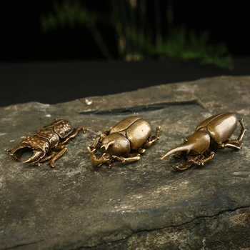 Bronz Antic Solid Gândaci Figurine Miniaturale Ceai De Companie Masă Ornament Vintage Din Alama Buzunar Beetle Sculptura Studiu Prespapier