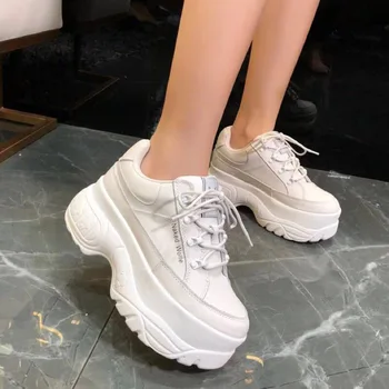 Toamna Noua din Piele Alb pentru Femei Incaltaminte cu talpi Groase Dantela-up Adidași 2019 Brand de Moda Confortabil 40-dimensiunea Pantofi Casual