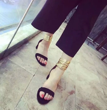 Vară stil de stradă femeie fermecătoare negru bej piele intoarsa toc pătrat sandale la modă de aur bandă îngustă de design de pantofi rochie