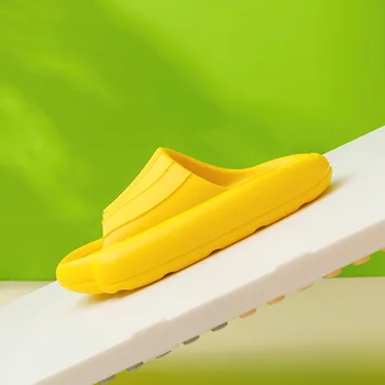 2021 noi pentru copii sandale de vara de culoare solidă desene animate grosime de fund non-alunecare de baie, papuci din plastic de interior