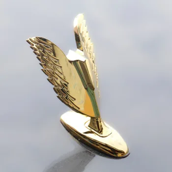 1 BUC Golden Auto în Picioare Capota Capota Aripa de Vultur Cal Zeita Forma de Statuie Univeral 3D Masina Sta emblema, Insigna Sculptura Ornament